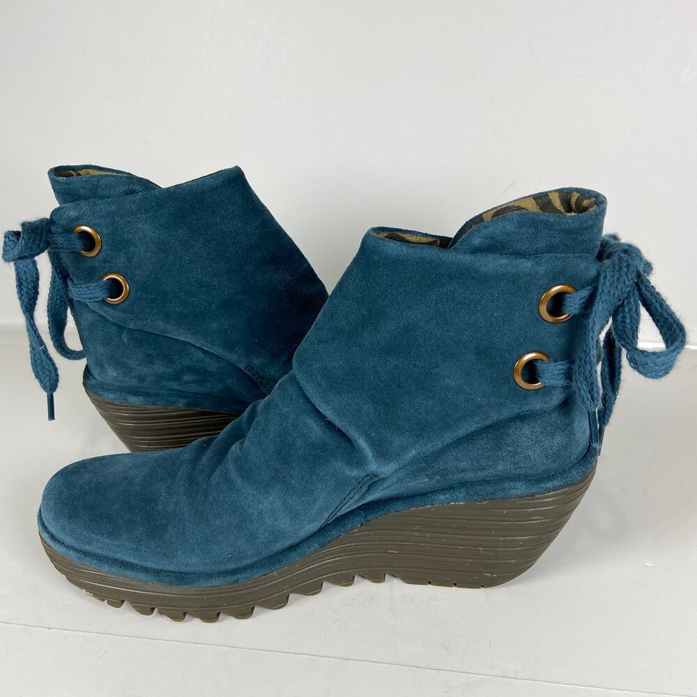 Fly London Yama Boots Size 38 /US 7.5 Blue Suede Platform Lug Wedge Booties - Picture 3 of 8